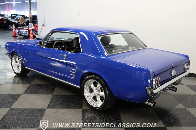 Ford-Mustang-1966-Blue-Black-4