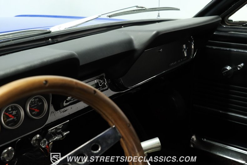 Ford-Mustang-1966-Blue-Black-47