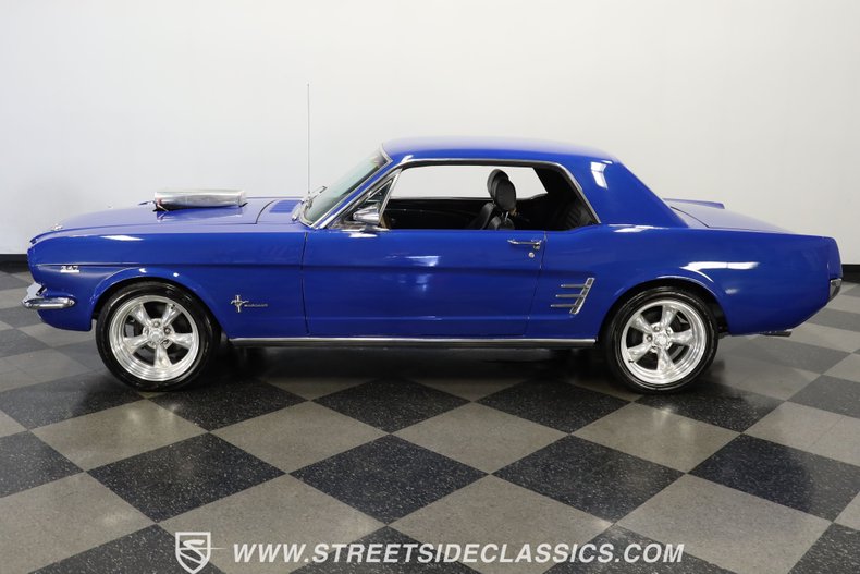 Ford-Mustang-1966-Blue-Black-5