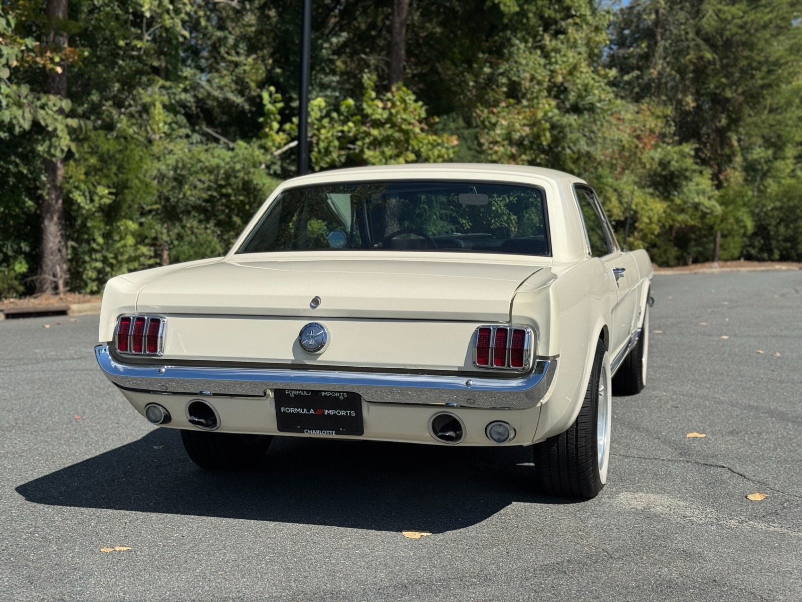 Ford-Mustang-1966-Coupe-10