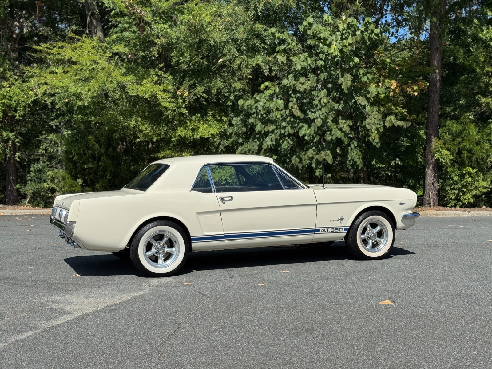 Ford-Mustang-1966-Coupe-12