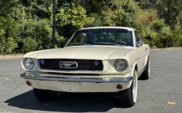 Ford-Mustang-1966-Coupe-2