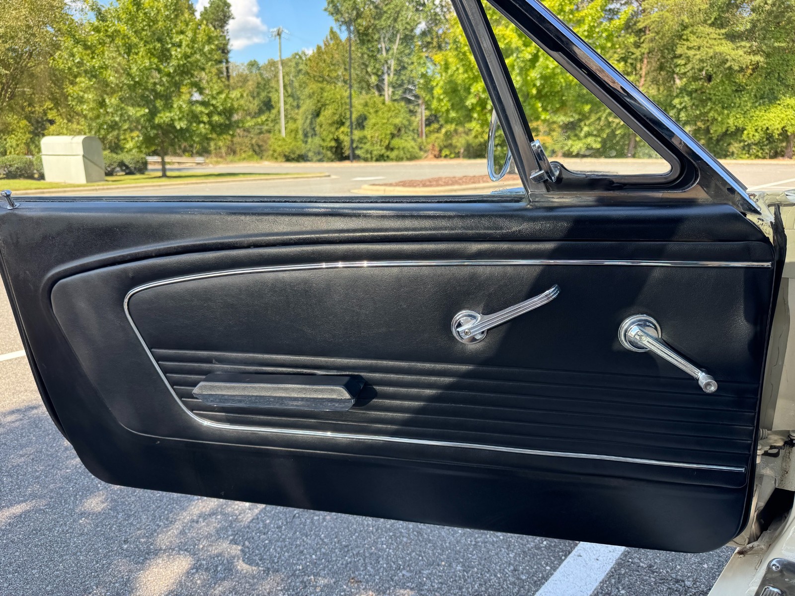 Ford-Mustang-1966-Coupe-22