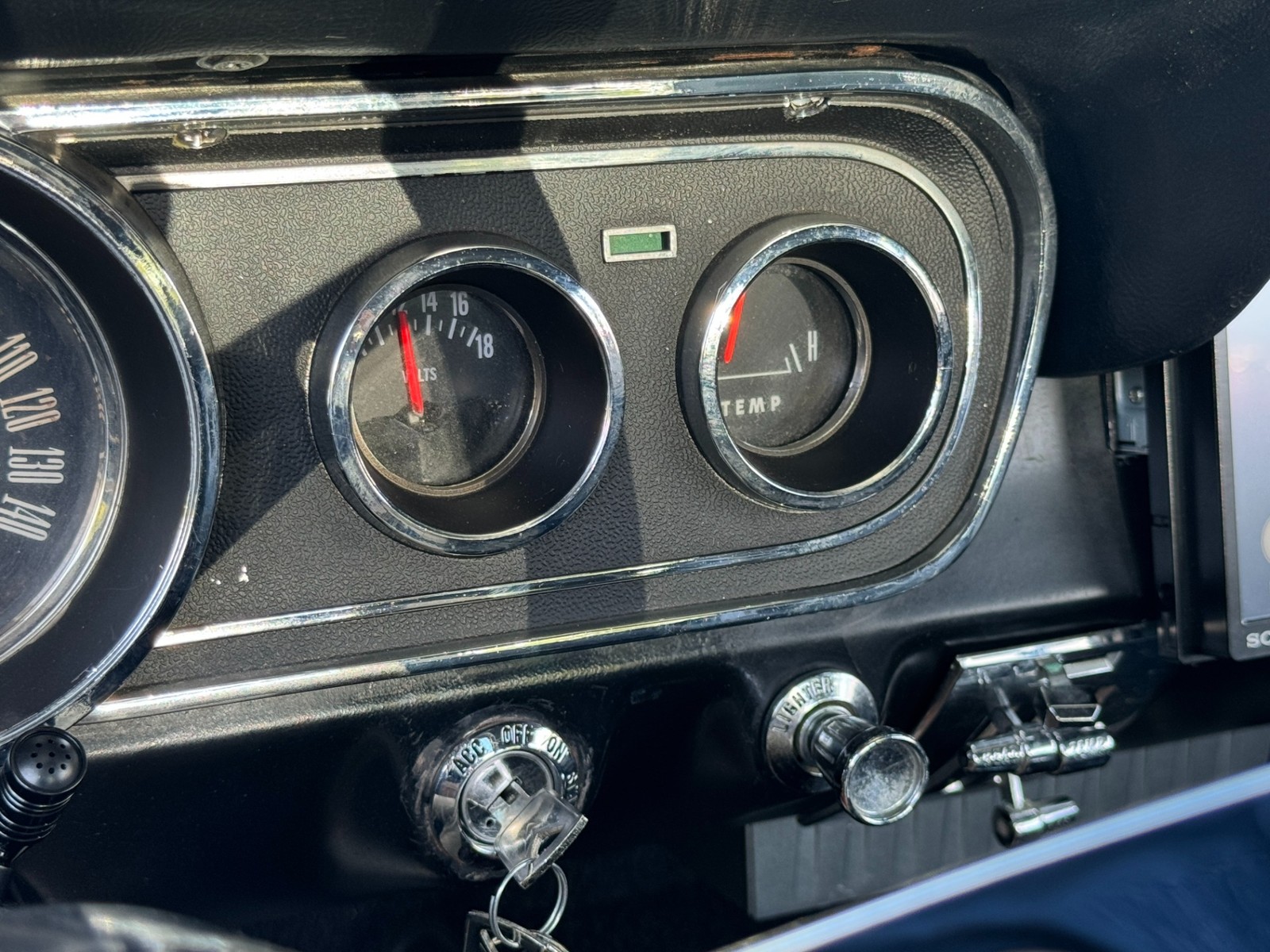Ford-Mustang-1966-Coupe-35