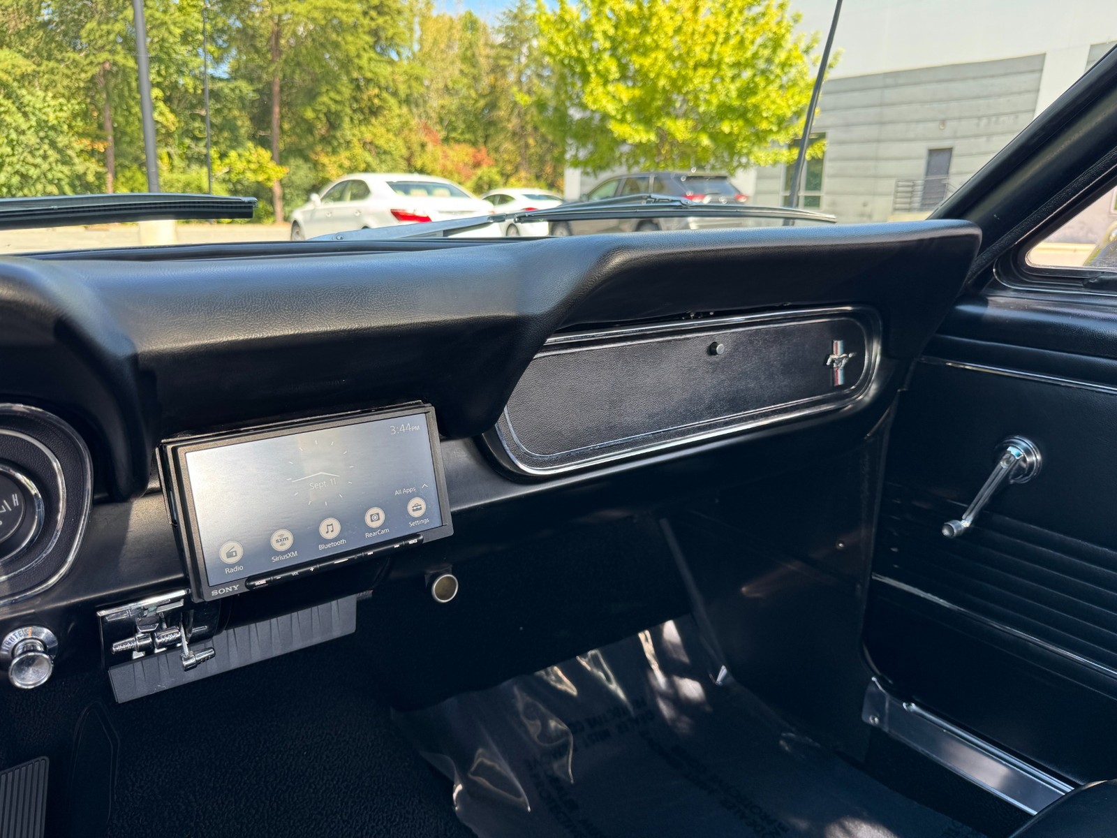 Ford-Mustang-1966-Coupe-36