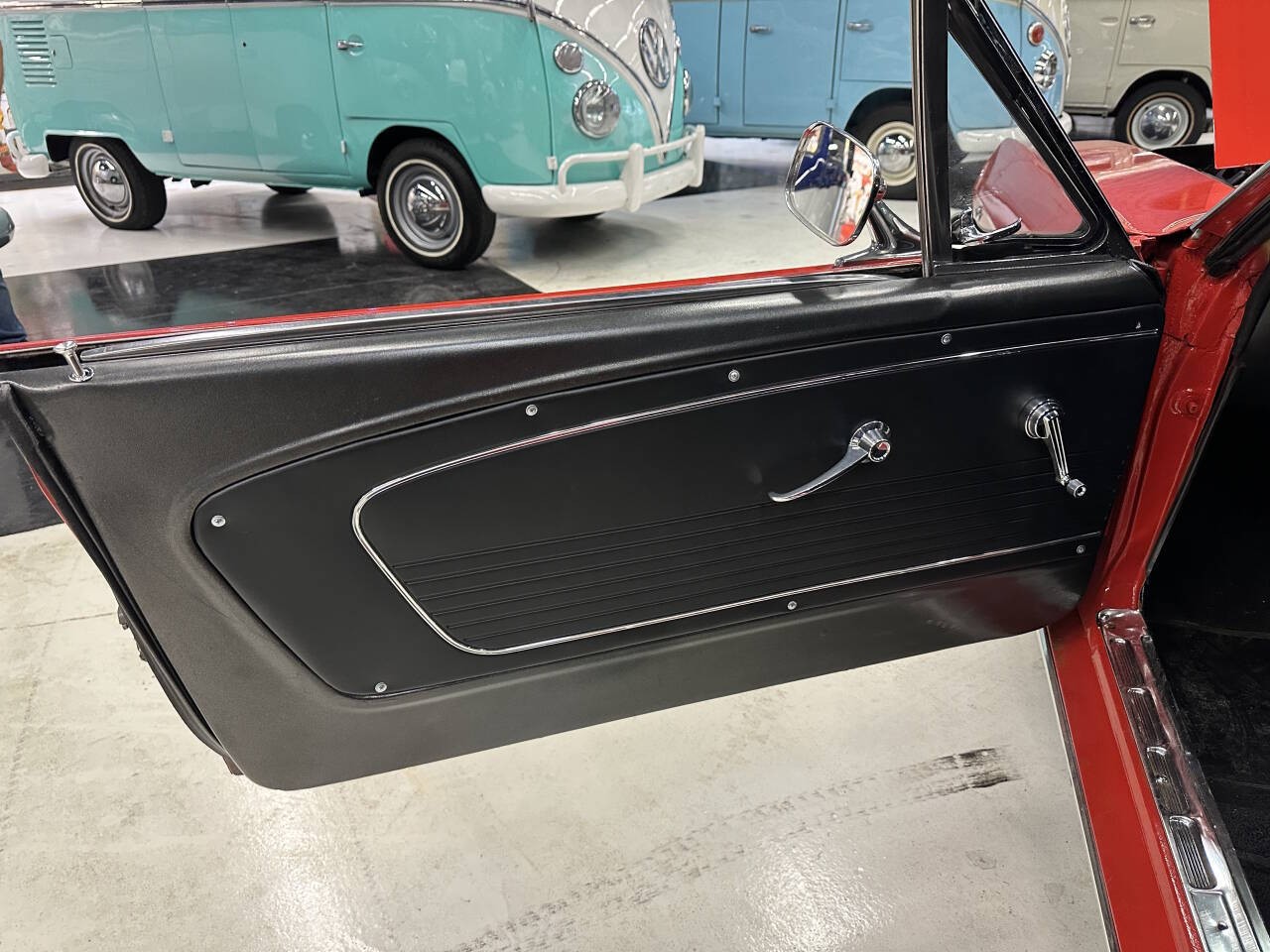 Ford-Mustang-1966-Coupe-9