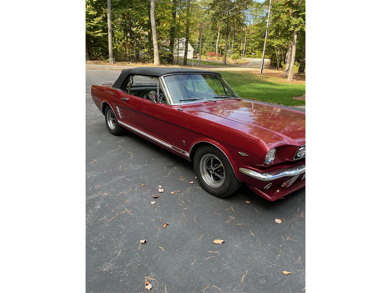 Ford-Mustang-1966-Red-Black-10