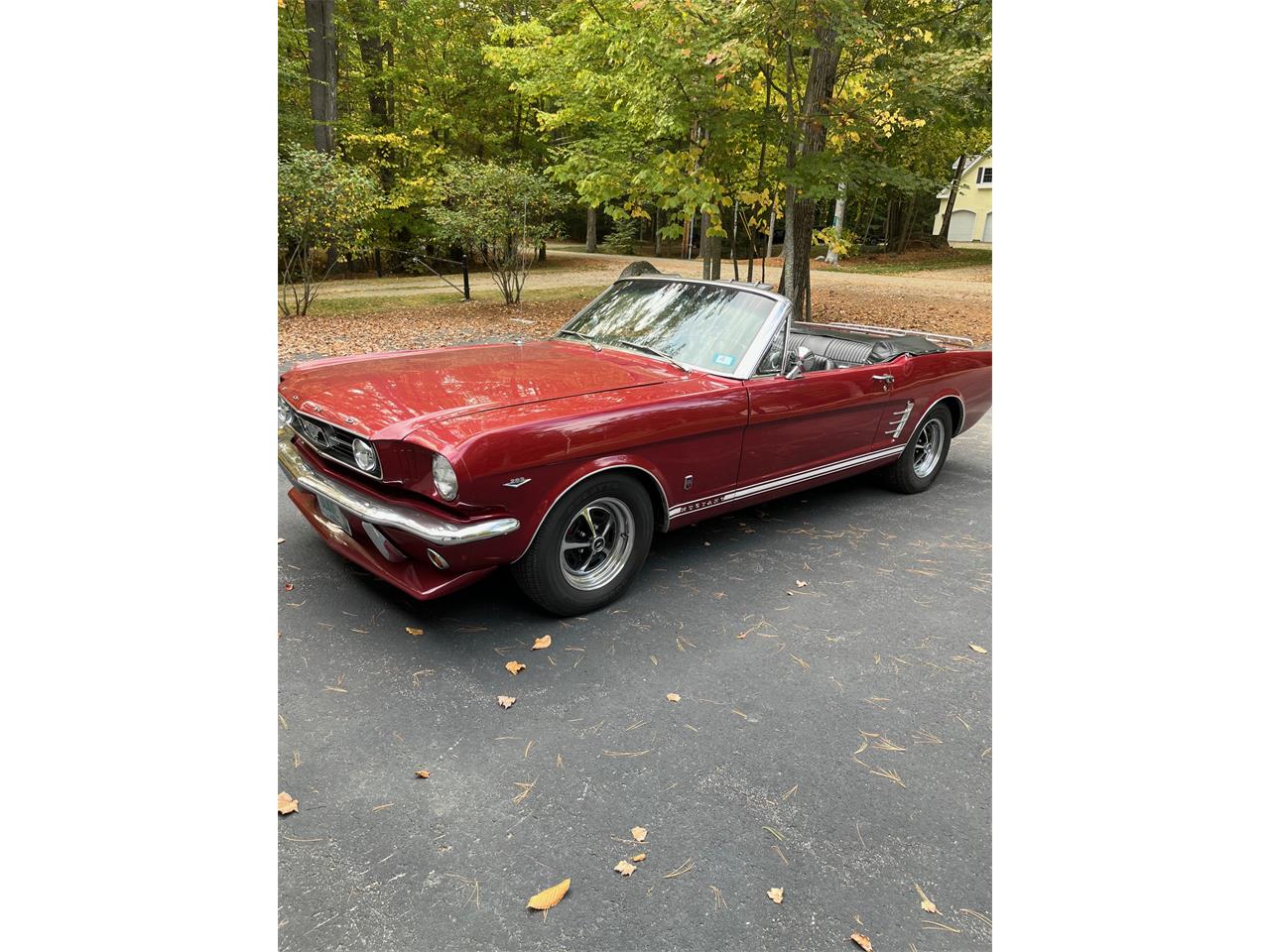 Ford-Mustang-1966-Red-Black-6