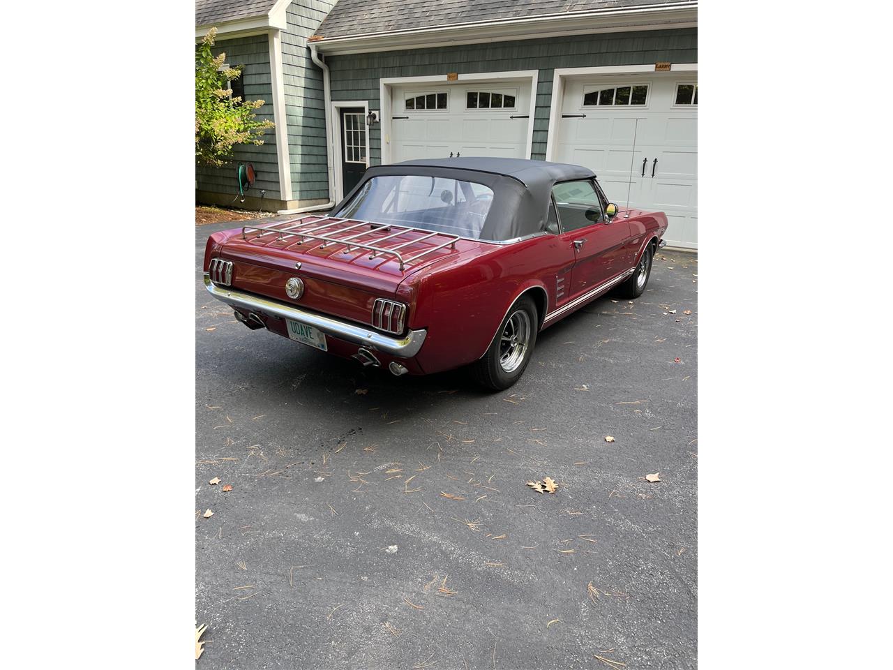 Ford-Mustang-1966-Red-Black