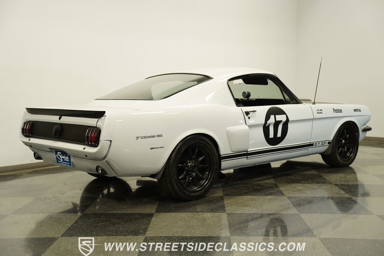 Ford-Mustang-1966-Space-white-Black-15