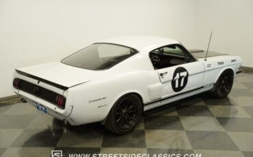 Ford-Mustang-1966-Space-white-Black-16