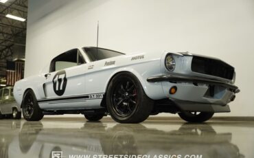 Ford-Mustang-1966-Space-white-Black-20