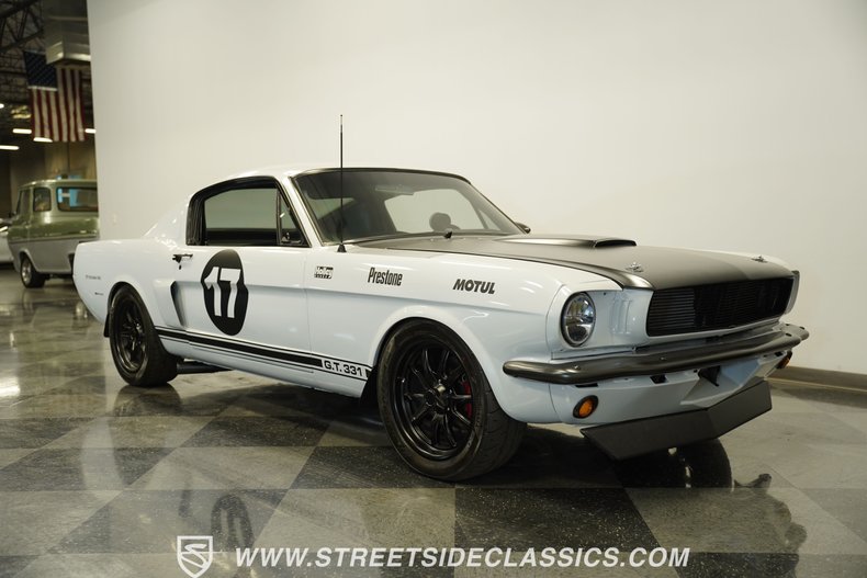 Ford-Mustang-1966-Space-white-Black-21
