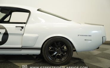 Ford-Mustang-1966-Space-white-Black-25