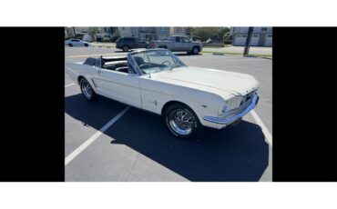 Ford-Mustang-1966-White-Black-13