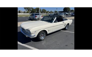 Ford-Mustang-1966-White-Black-19