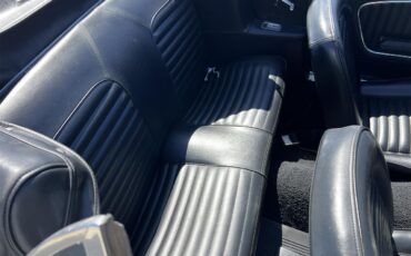 Ford-Mustang-1966-White-Black-3