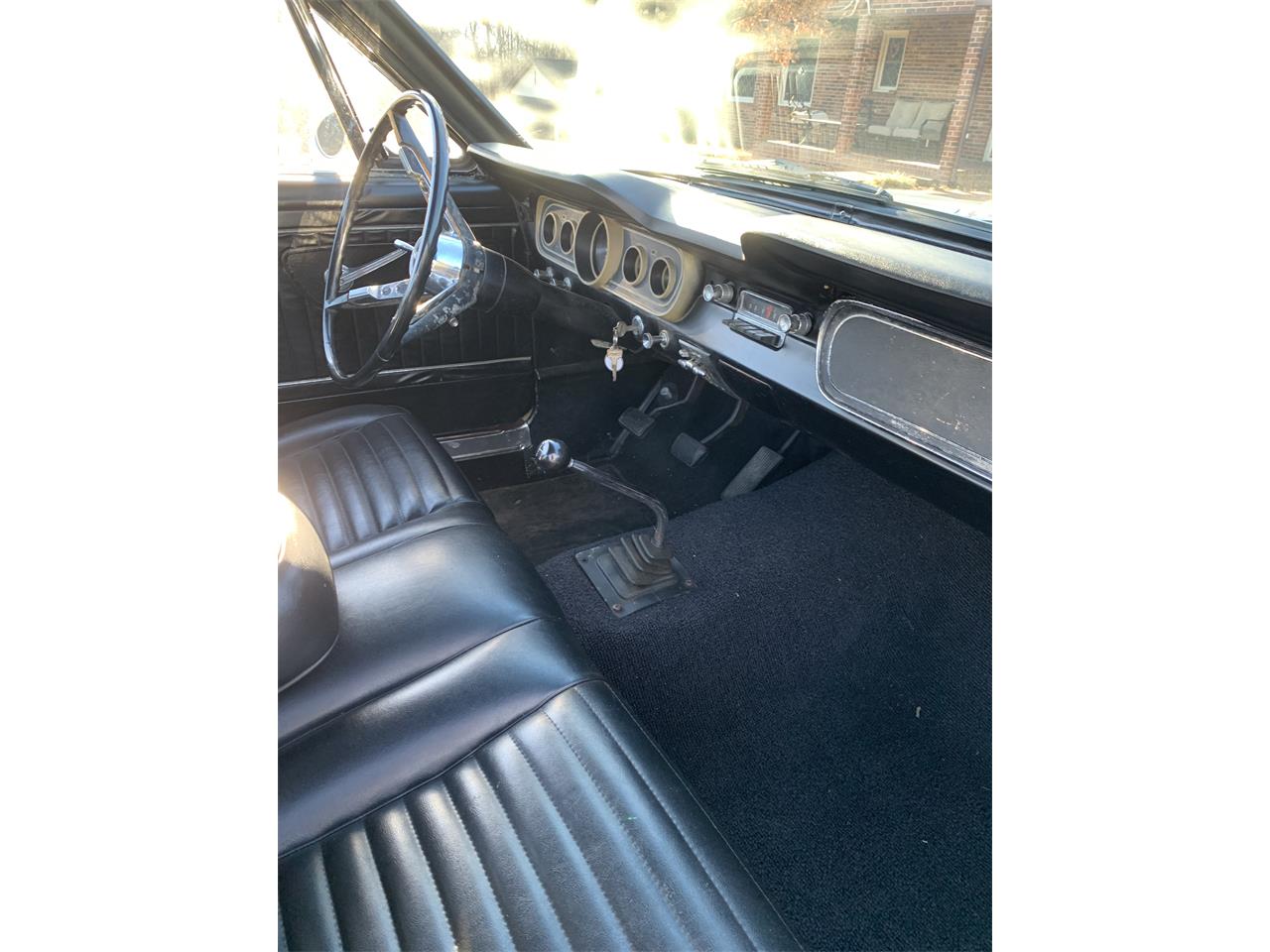 Ford-Mustang-1966-Yellow-Black-6