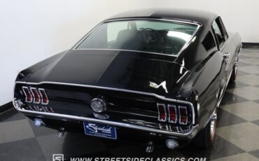 Ford-Mustang-1967-Black-Black-Mach-1-Knitted-26