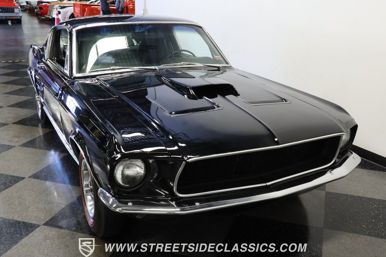 Ford-Mustang-1967-Black-Black-Mach-1-Knitted-3
