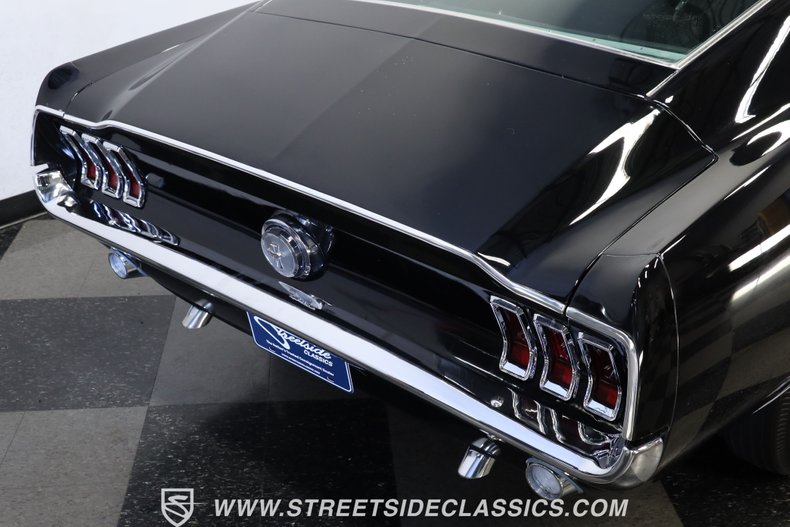 Ford-Mustang-1967-Black-Black-Mach-1-Knitted-32