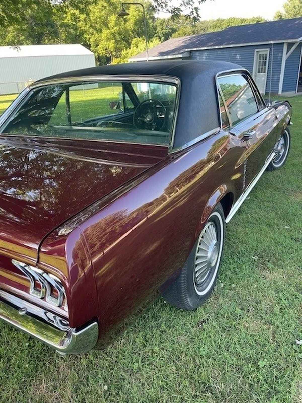 Ford-Mustang-1967-Burgandy-Red-Metallic-Black-1