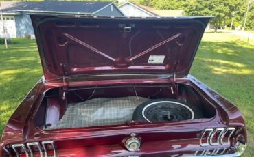 Ford-Mustang-1967-Burgandy-Red-Metallic-Black-4