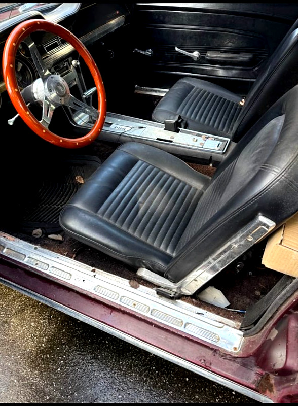 Ford-Mustang-1967-Convertible-4
