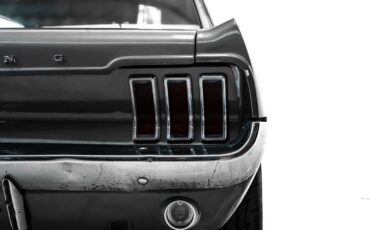 Ford-Mustang-1967-Coupe-11