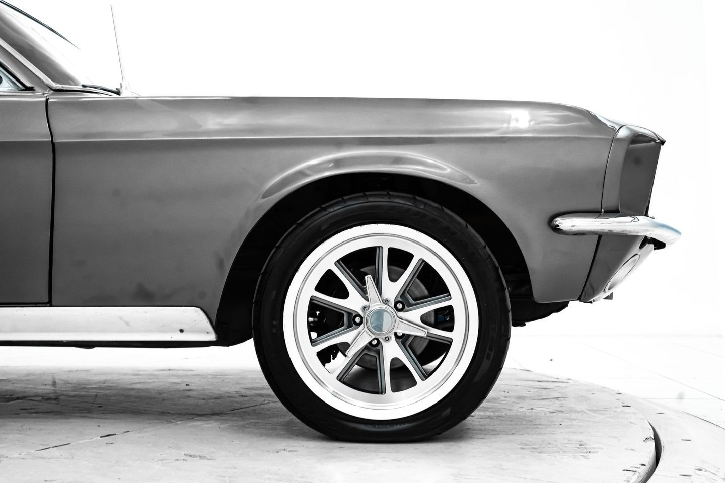 Ford-Mustang-1967-Coupe-13