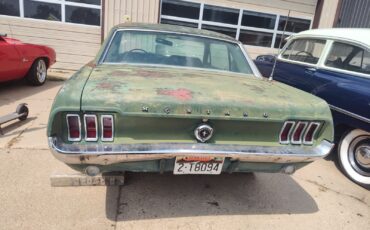 Ford-Mustang-1967-Coupe-3