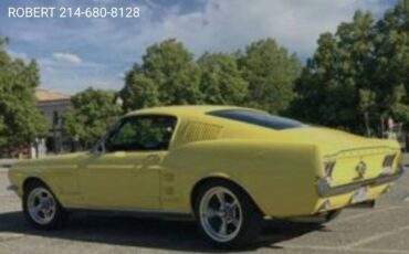 Ford-Mustang-1967-Coupe-3