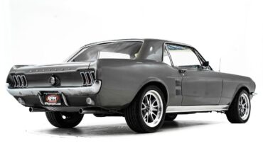 Ford-Mustang-1967-Coupe-3