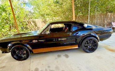 Ford-Mustang-1967-Fastback-2