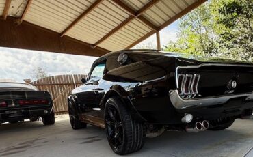 Ford-Mustang-1967-Fastback-22