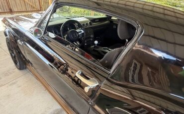 Ford-Mustang-1967-Fastback-3