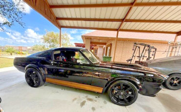 Ford-Mustang-1967-Fastback-7