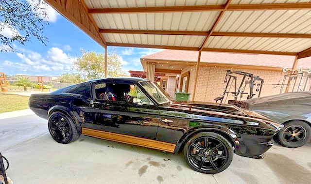 Ford-Mustang-1967-Fastback-7