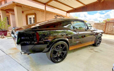 Ford-Mustang-1967-Fastback-9