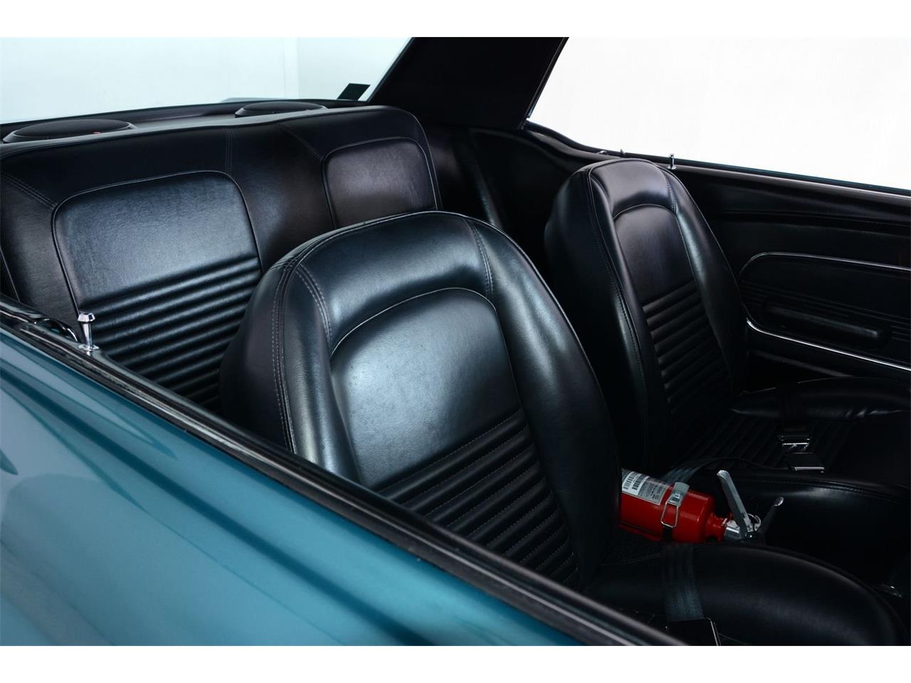 Ford-Mustang-1967-Ford-Teal-Black-10