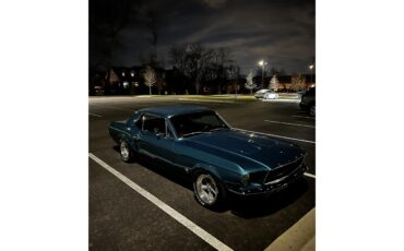 Ford-Mustang-1967-Ford-Teal-Black-4