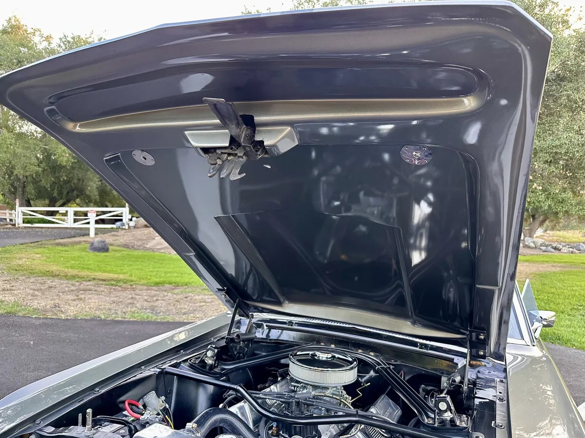 Ford-Mustang-1967-Pepper-Grey-Red-12