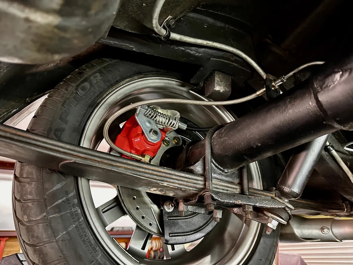 Ford-Mustang-1967-Pepper-Grey-Red-17