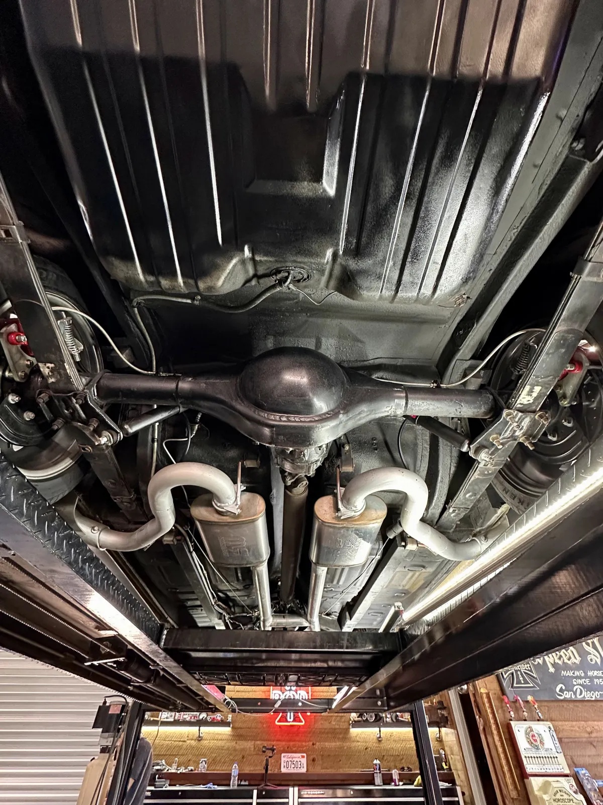 Ford-Mustang-1967-Pepper-Grey-Red-18