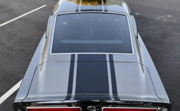 Ford-Mustang-1967-Pepper-Grey-Red-3