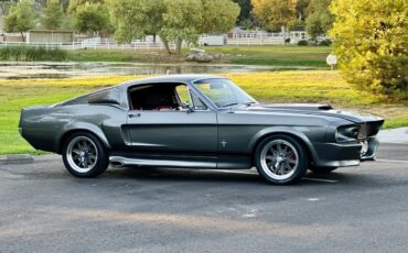 Ford-Mustang-1967-Pepper-Grey-Red