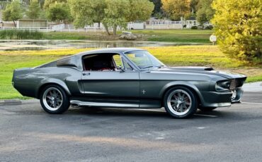 Ford-Mustang-1967-Pepper-Grey-Red