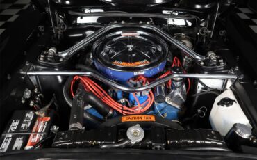 Ford-Mustang-1967-Raven-Black-Red-15