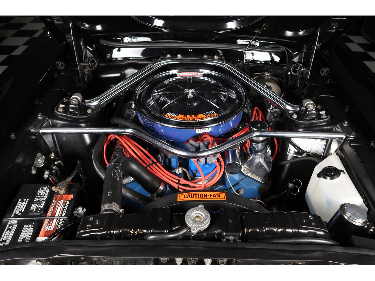 Ford-Mustang-1967-Raven-Black-Red-15