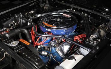 Ford-Mustang-1967-Raven-Black-Red-16